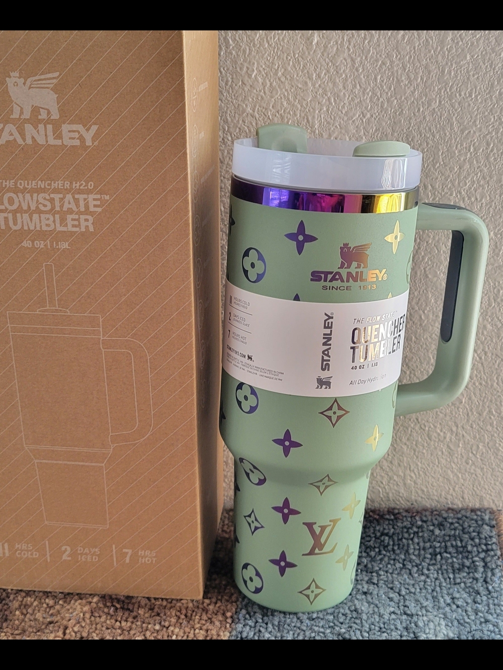 Insulated Tumbler Lid with Sage Green Handle